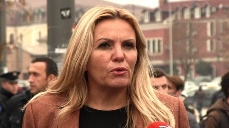 Time Kadriaj: Ministria e Shëndetësisë bleu 8 milionë euro barna nga Serbia