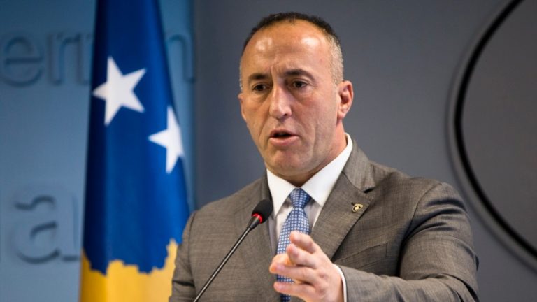 Haradinaj për Osmanin: Presidente koti, doli për ta hequr përgjegjësinë nga vetja sikur të kishte qenë në hënë për 4 vjet