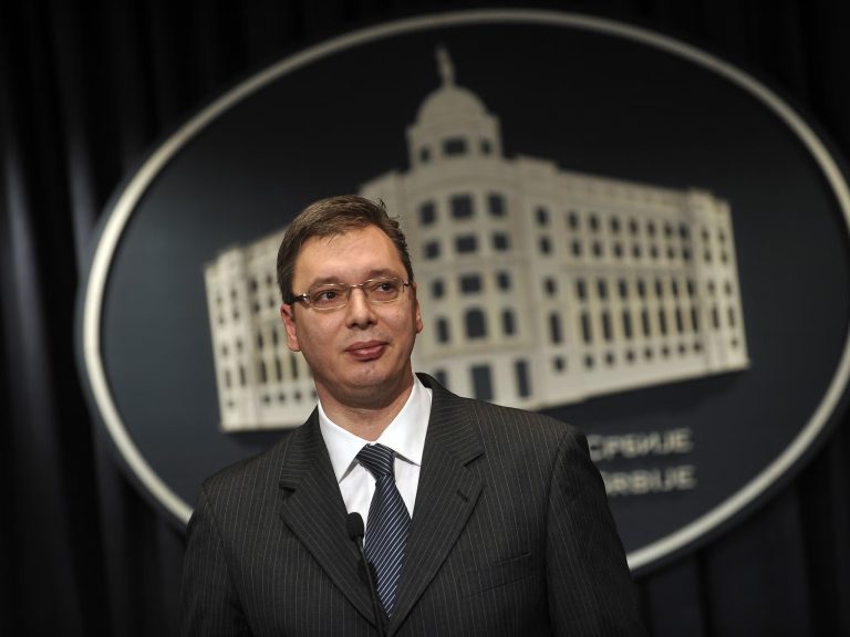 Vuçiq: Do të nxjerrim ligj me të cilin Kosovën do ta shpallim zonë të veçantë të mbrojtjes sociale