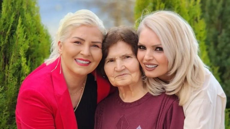 Mihrija zbulon se nëna e saj po përballet me gjendje të rëndë shëndetësore, sjell foto prekëse pranë saj
