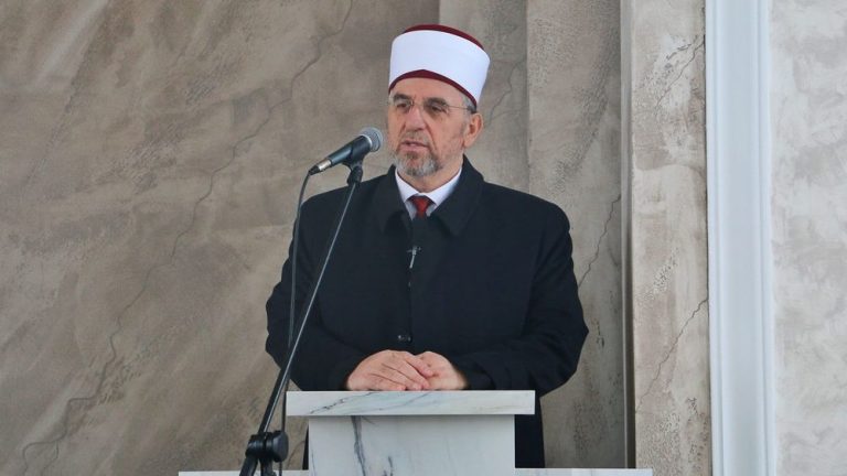 Tërnava kritikon “Lëvizjen e Deçanit”: Po e prish harmoninë dhe bashkëjetesën ndërfetare
