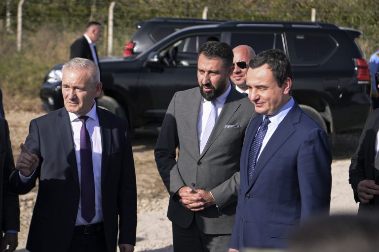 Ministri Krasniqi paralajmëron mbylljen e Komunës paralele në Graçanicë: S’e di datën, por do të mbyllet