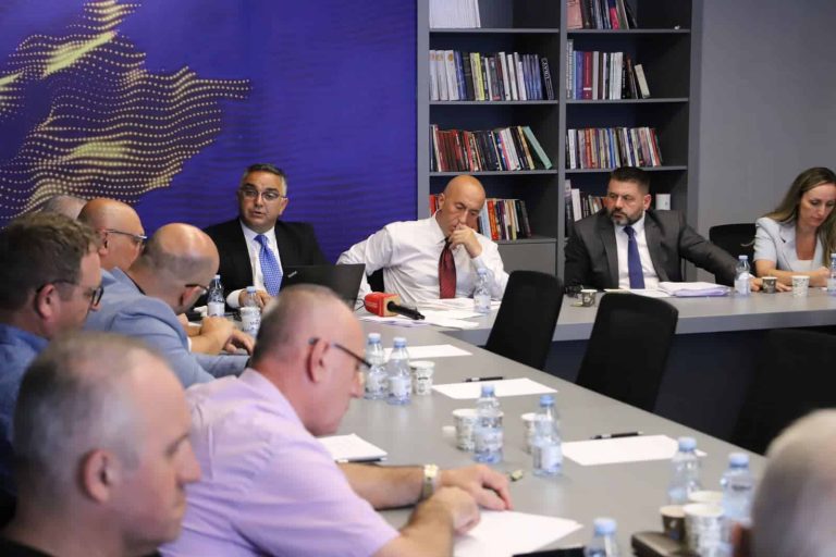 Aksidentohet deputeti i AAK-së