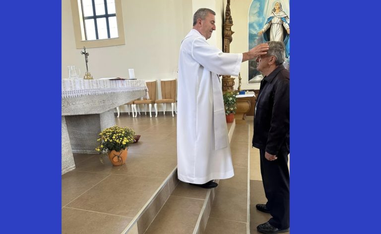 Një drenicas u konvertua sot në fenë katolike