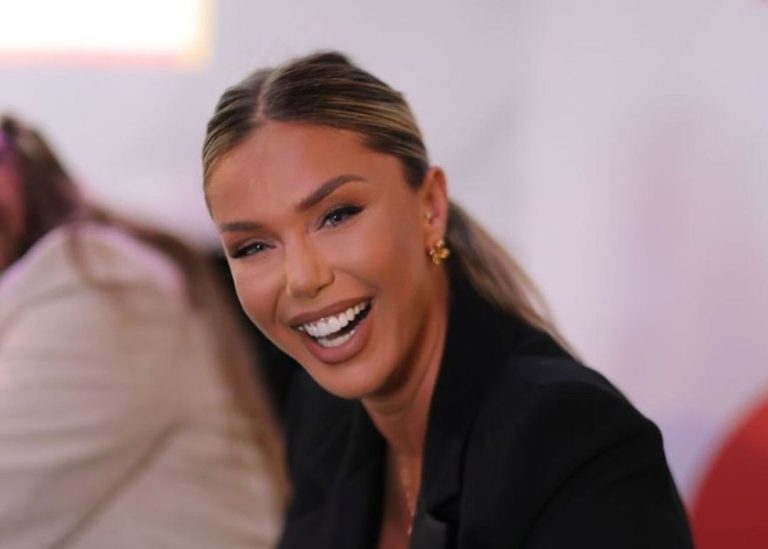 Adelina Tahiri harron të vesh të brendshme, ekspzon ‘asetet’ si asnjëherë me parë