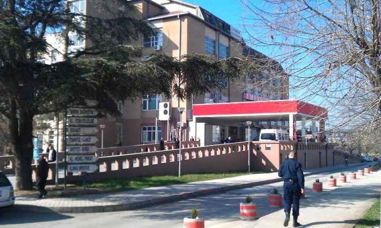 Ky është burri që vdiq në QKUK, u godit nga një motoçiklist