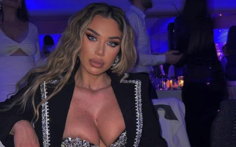 Adelina Tahiri nuk i lë vend imagjinatës, pozon pa të brendshme