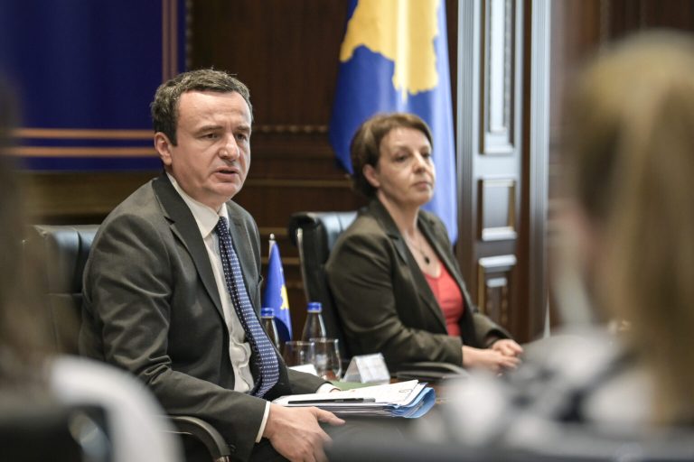 Kurti e Gërvalla, priten me nderime të larta nga mërgimtarët në Gjermani – PAMJE