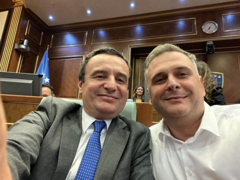 Bajqinovci, opozitës: 80% e mërgatës do të votojnë për Kurtin, ata i besojnë VV’së