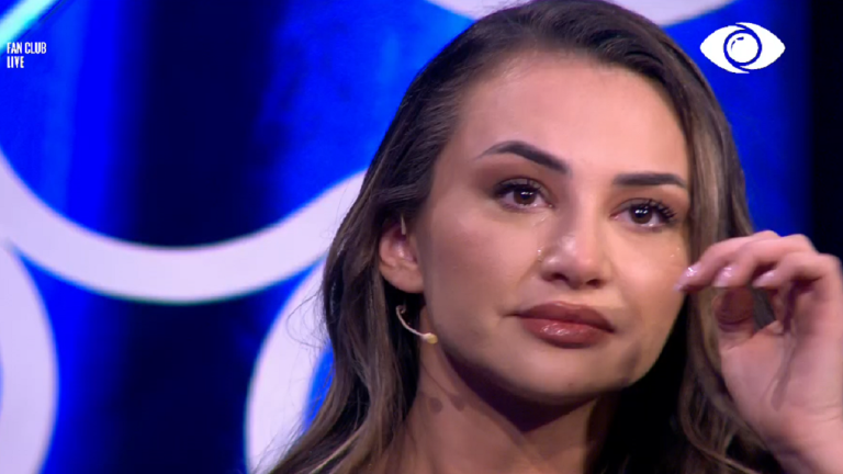 Çfarë ndodhi? Kiara Tito shpërthen në lot në emision