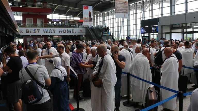 BIK: Në haxh veç përmes neve ose do të keni pasoja me gjobë atje deri në 2500