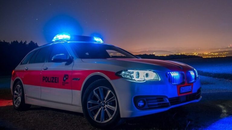 Vrįtet me thiķë kosovari në zvicër