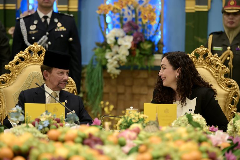 “Mora fjalë” në Brunei, presidentja Osmani publikon pamjet