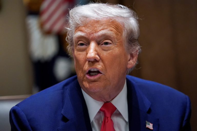 Trump s’len vend për dyshime, paralajmëron këtë vend: “Pa marrëveshje të fortë, do t’ju godasim”