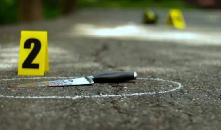 ‘S’ka qetësi në Kosovë’: Theren me thikë tre persona