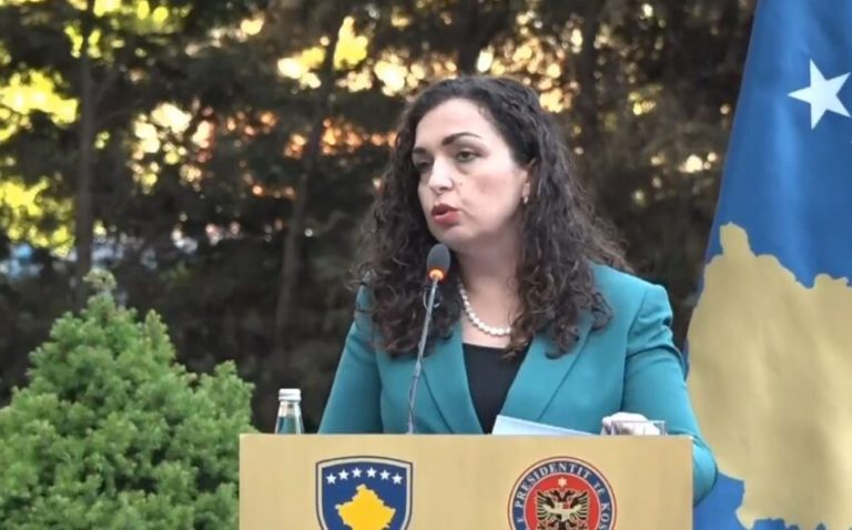 Vjosa Osmani feston ditëlindjen, ja sa vjeç mbushi Presidentja e Kosovës