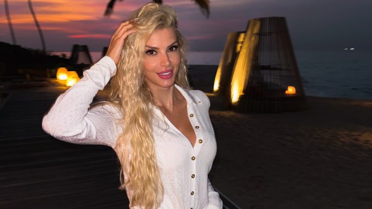 Feston ditëlindjen, nuk do besoni sa vite mbushi Marina Vjollca