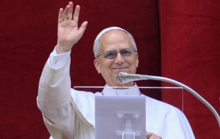 Papa i ri vazhdon traditën e vjetër: Nuk e njohim Kosovën
