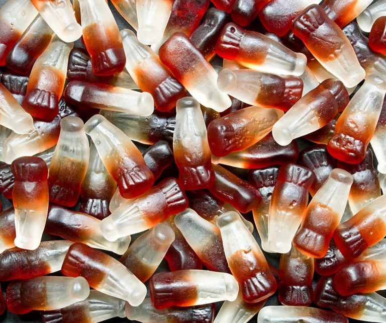 Pako të Haribos tërhiqen nga tregu pasi rezultojnë me kanabis