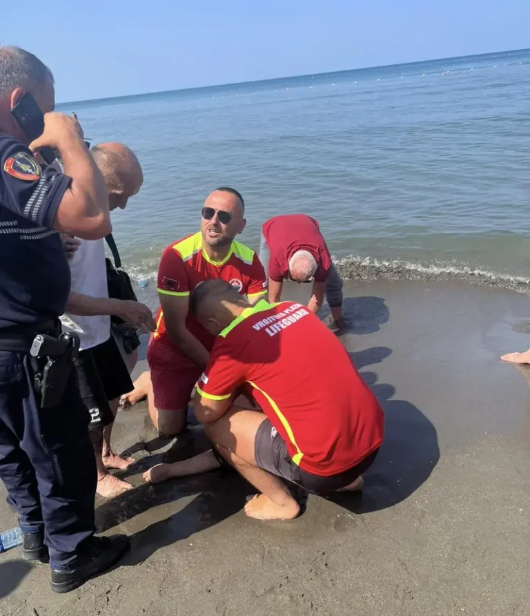 Shpëtohet një kosovare në Shëngjin, rrezikonte të mbytej gjatë notit