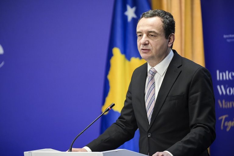 Kurti pas deklaratës së Trumpit: Serbia po shkel marrëveshjen bazike, hapi i parë dorëzimi i Radojçiqit