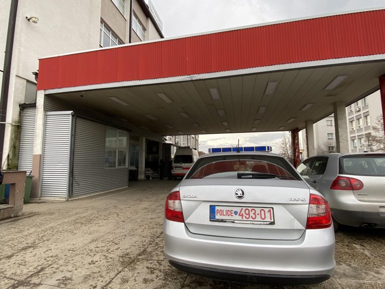 E rëndë: Gjendet e shtrirë pa ndjenja një grua – ndërron jetë në QKUK