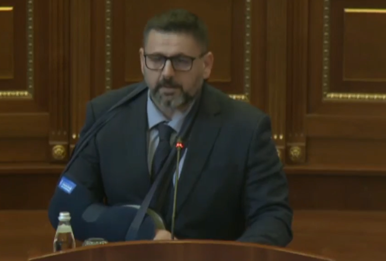 Berisha i bie pishman: Unë do ta votoj bash kë ta qesin