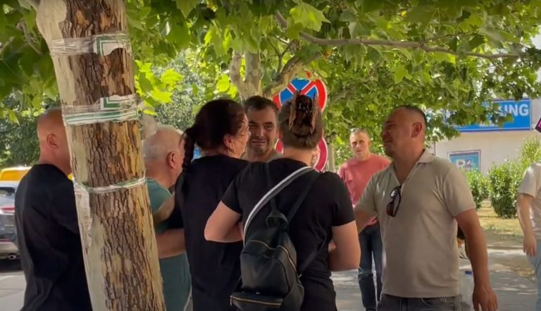 Familjarët të pikëlluar pas vdekjes së 25-vjeçarit, dihet identiteti i viktimës