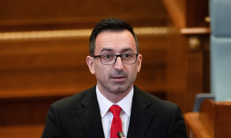 Dimal Basha kërkon falje për punimin me emër të tij kundër UÇK-së: Për herë të parë e kam parë pas 13 vitesh, është dashur të jem më i kujdesshëm
