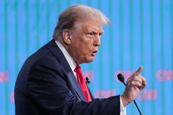 Trump do t’i drejtohet kombit, ultimatumi për Putinin sa i përket luftës në Ukrainë mbaron sot