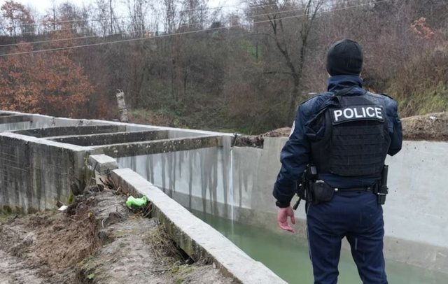 Vdes një 59 vjeçare në Zubin Potok, dyshohet se ra në kanalin e Ibër Lepencit
