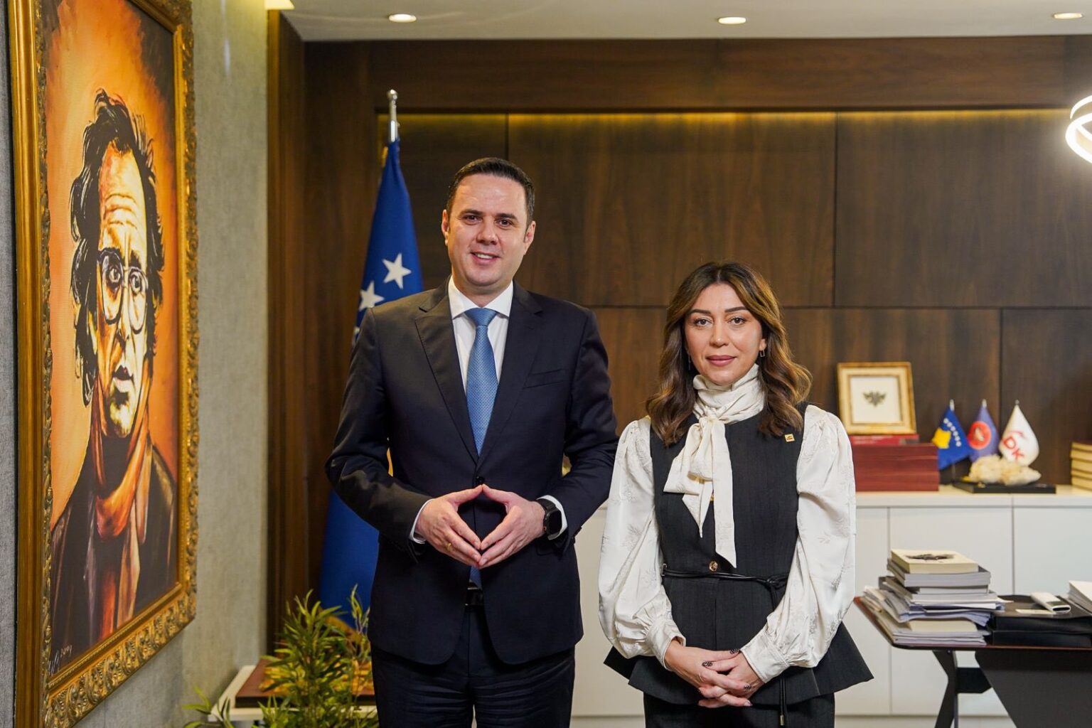 Këngëtarja e njohur i bashkohet LDK-së