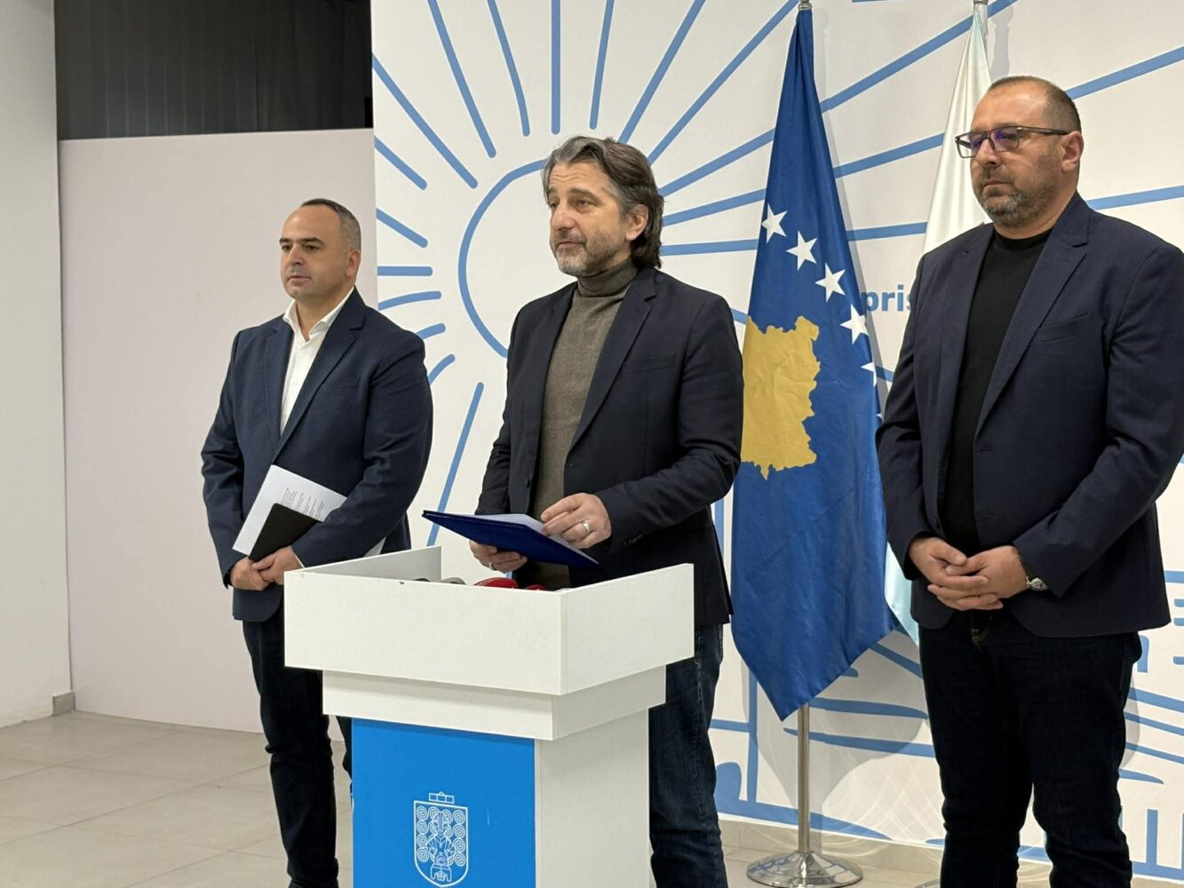 Përparim Rama: Transporti publik ndalet nga nesër, buxheti ende i bllokuar