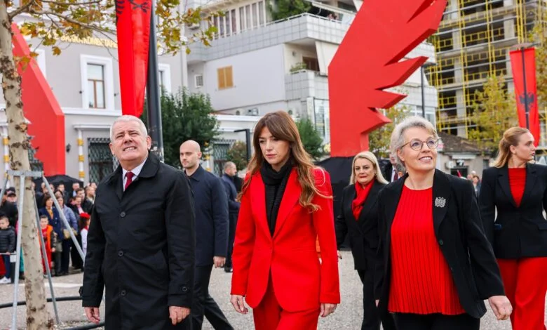 Ganimete Musliu eskalon ndaj akrerëve të VV-së, i quan ‘farë të fëlliqur’