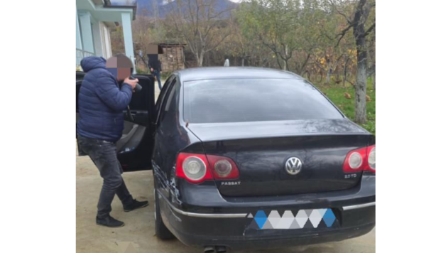 Arrestohet polici që përdhunonte gra