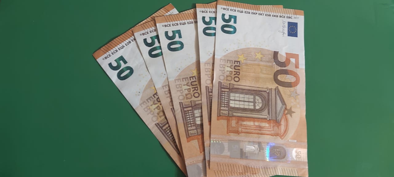 Shqipëri: Rritje e pagës minimale, nga janari arrin në 500 euro