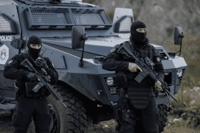 Aksion i madh nga Njësia Speciale, arrestohet kreu i një grupi kriminal