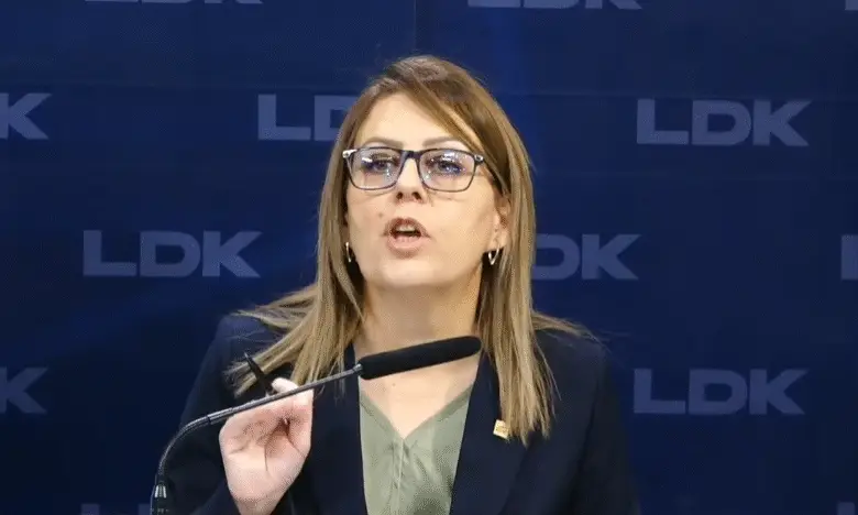 Bajrami ia kujton Kurtit: Erdhe në pushtet me gojën plot për luftimin e mafias energjetike, e shtrenjtove tri herë