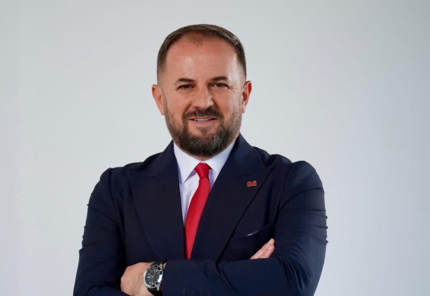 LVV e lë jashtë listës për deputet analistin e njohur