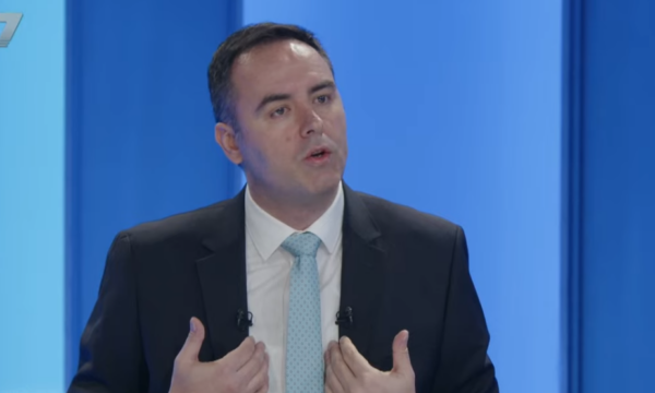 Konjufca: Lotët e nanës Rukë janë lot të dhimbjes por edhe krenarisë, ata lotë nuk mundet me i gjyku bash kërkush