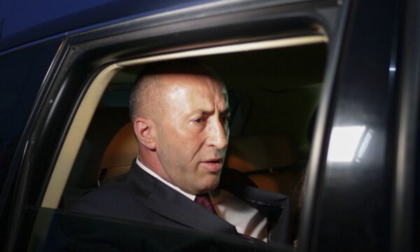 Haradinaj tregon si ia “mbledhi ‘betë’” Radojçiqit