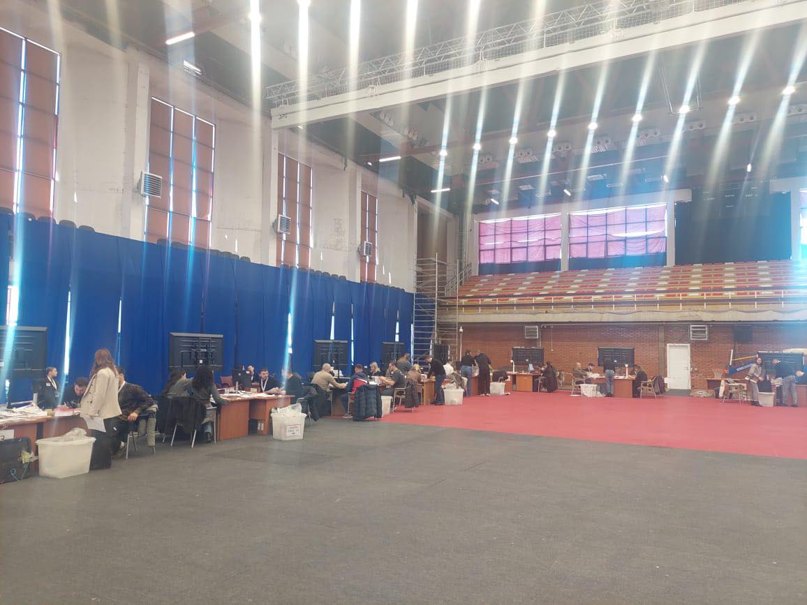 Bie përqindja e Vetëvendosjes nga votat e numëruara deri më tani në QNR