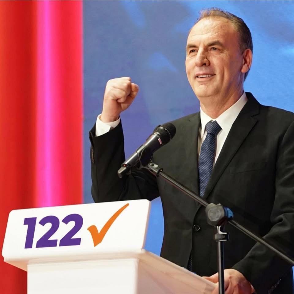 Pasi s’e kaloi pragun, Limaj: Nuk kemi asnjë arsye të ulim kokën