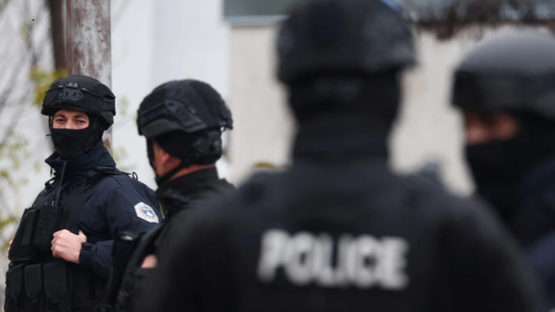 Krimet Ekonomike të Policisë zbarkojnë në disa qytete të Kosovës – po kërkohen mbi 40 persona