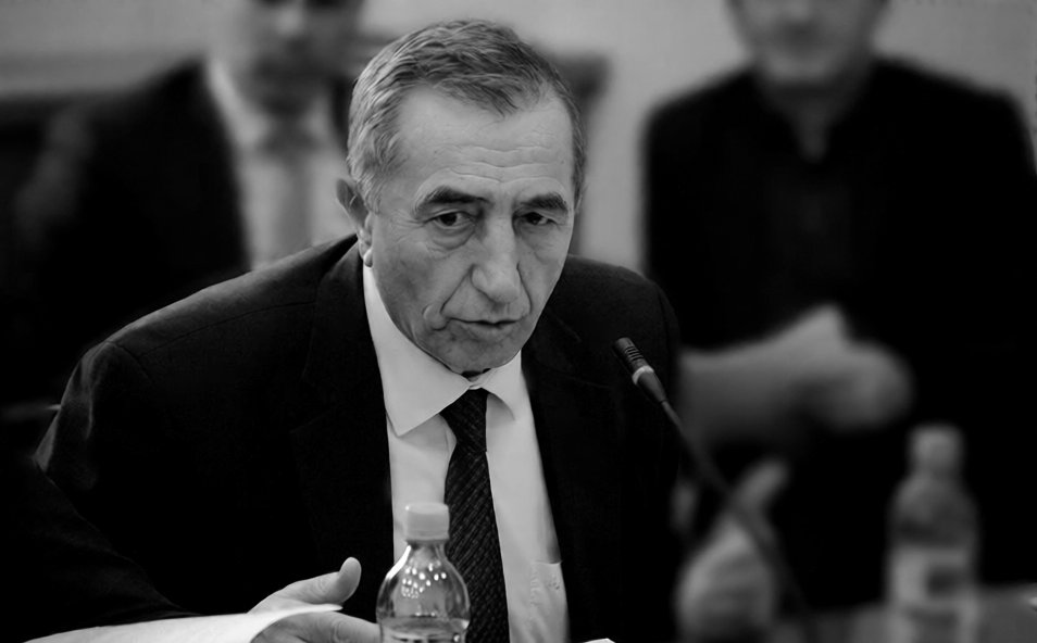 Vdes ish-ministri i Financave