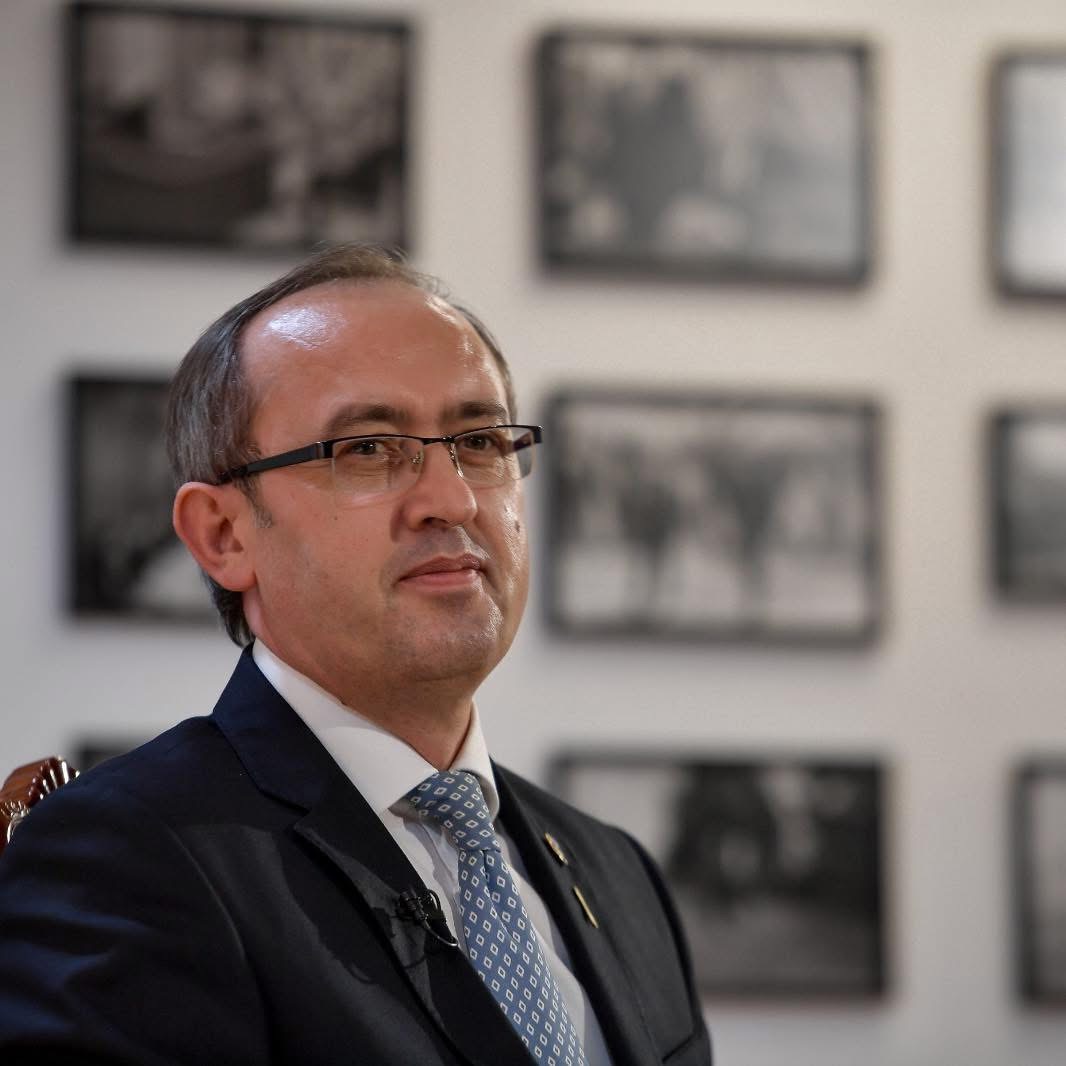 Avdullah Hoti kandidat serioz për kryetar të LDK-së, mbështetje nga SHBA