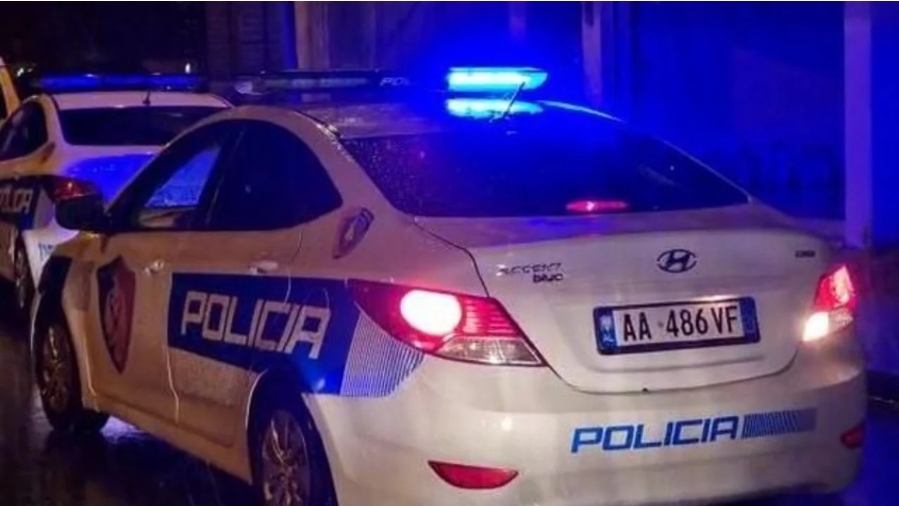 “Kemi 3 ditë pa ngrënë, 1 muaj pa shkollë”/ Policia merr nën kujdes tre fëmijët e braktisur nga nëna
