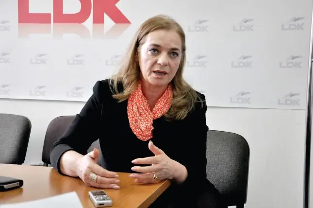 Gaxherri: Ta krahasosh Albin Kurtin me Ibrahim Rugovën është si dritën me errësirën