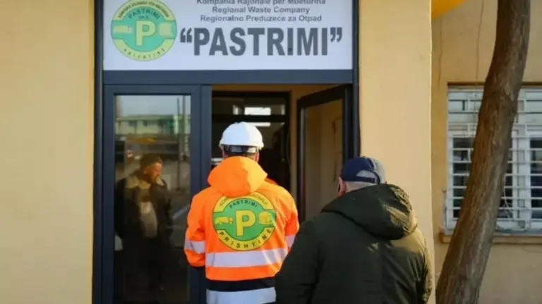 KRM ”Pastrimi” aplikon çmimoren e re për grumbullimin e bërllokut