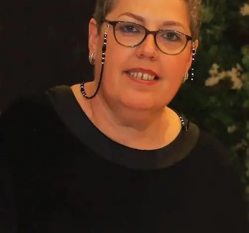 Vdes mësuesja e njohur, u nda nga jeta në ditëlindjen e saj